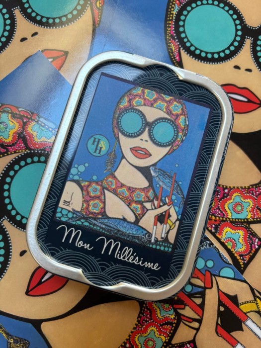 Boîte de sardines Laurence de Villiers, Huguette & Henri, Paris