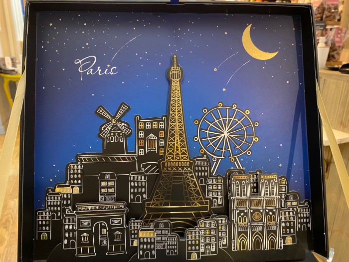 Paris La Nuit en relief dans notre malle gourmande, Huguette & Henri