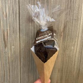 Cornet de chocolats noirs fleur de sel, épicerie Huguette et Henri
